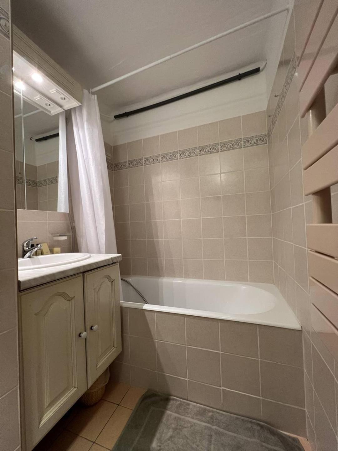 L'Appartement Des Sables Le Lavandou Ngoại thất bức ảnh